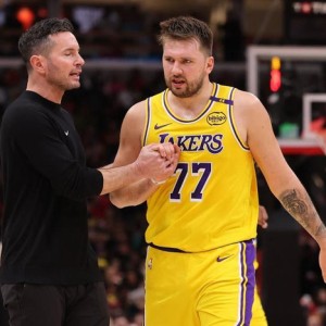 真相大白！东契奇雷迪克争执内幕曝光，根本不是矛盾|湖人|NBA|NBA吐槽大会|卢卡-东契奇|JJ-雷迪克_新浪体育_新浪新闻